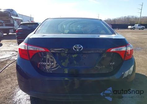 2015 Toyota Corolla Le z USA, uszkodzony, nr VIN 2T1BURHE2FC244426